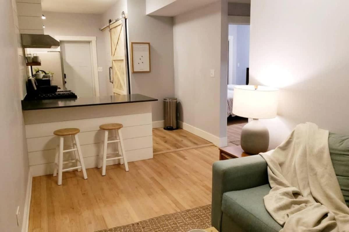 Modern 2Br With Patio & Cozy Space Leilighet Chicago Eksteriør bilde